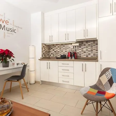 Solymar - Junto A Dunas Y Yumbo, Wifi Veloz Apartman Playa del Inglés